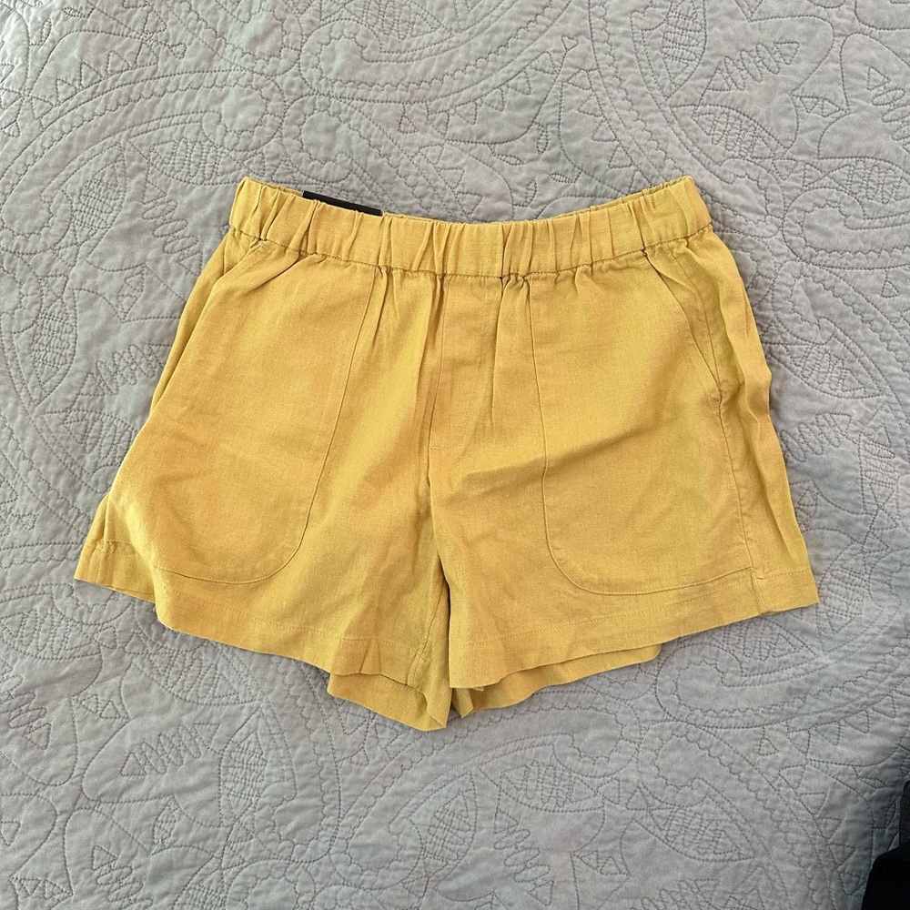 Banana Republic NWT Linen Blend Shorts